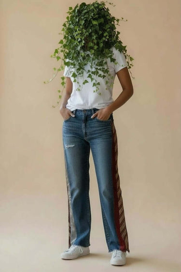 YI YI Jeans Tie II | Loft 33