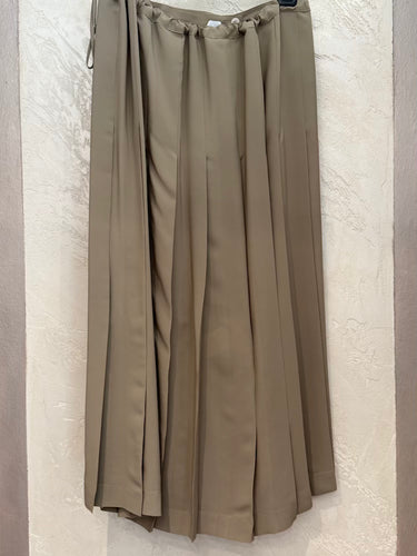 hache Hache Long Pleated Skirt | Loft 33
