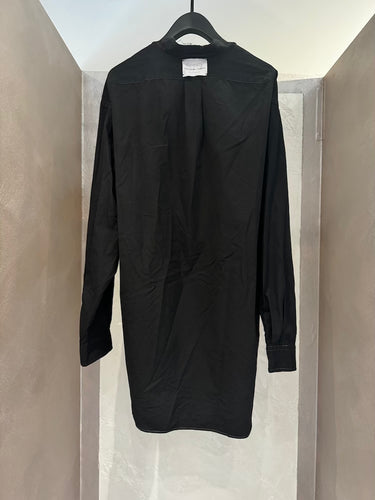 YI YI V Neck Shirt Black | Loft 33