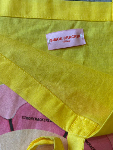 Simon Cracker Simon Cracker shopper Crackerland | Loft 33